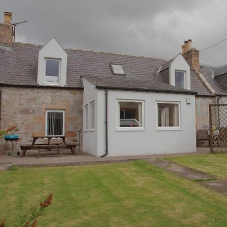 Mike'S 3-Bedroom Countryside Cottage アルネス エクステリア 写真