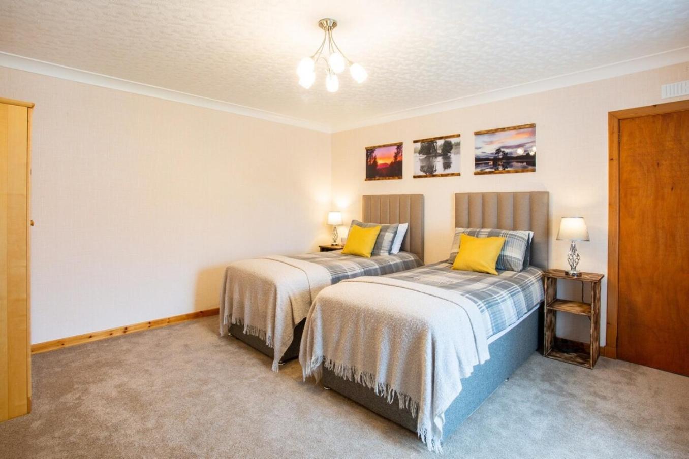 Mike'S 3-Bedroom Countryside Cottage アルネス エクステリア 写真